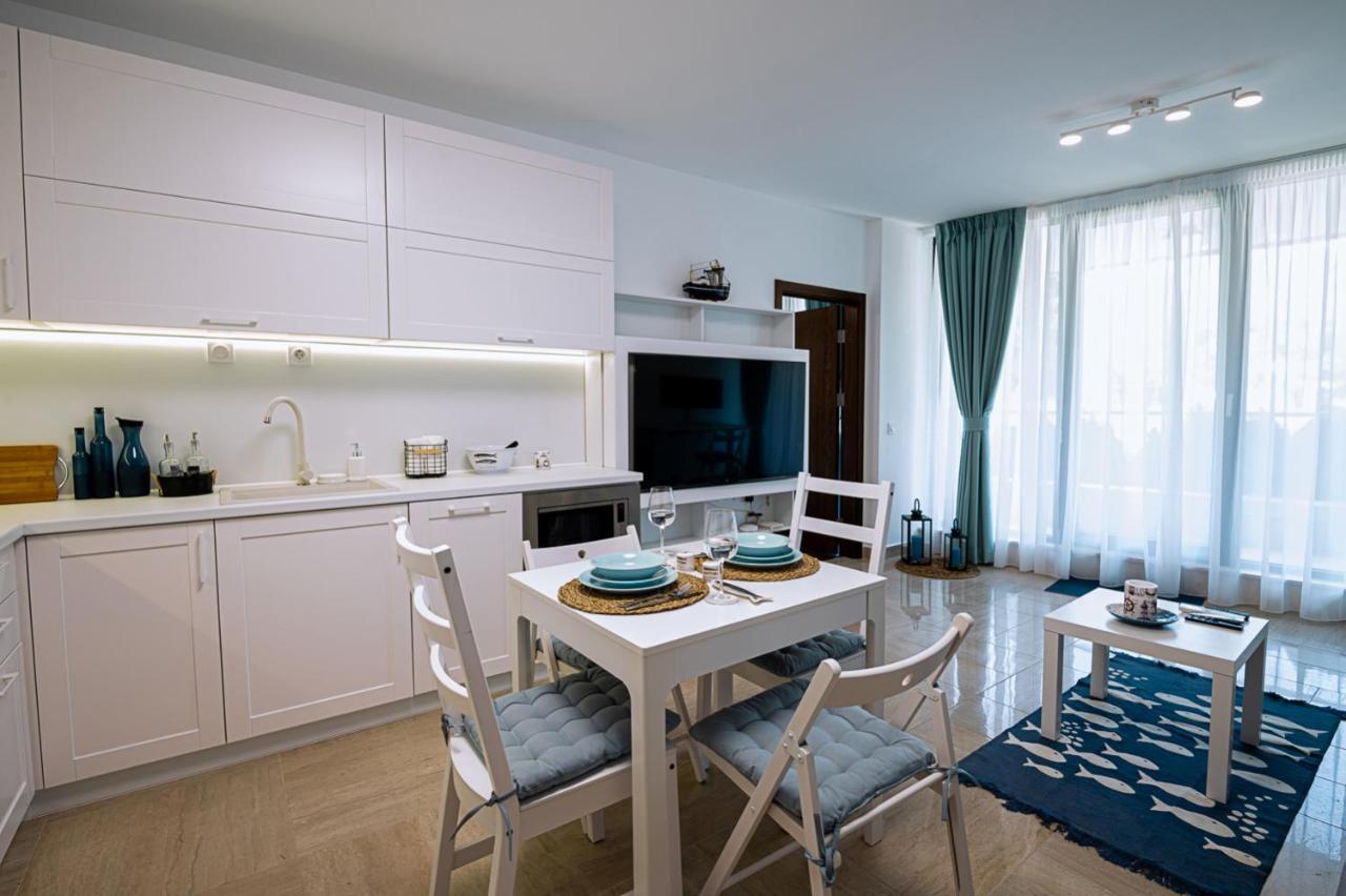 Stylish 1-Bd Apartment In St Constantine And Helena By Flat Mаnager Saints Constantine and Helena Esterno foto