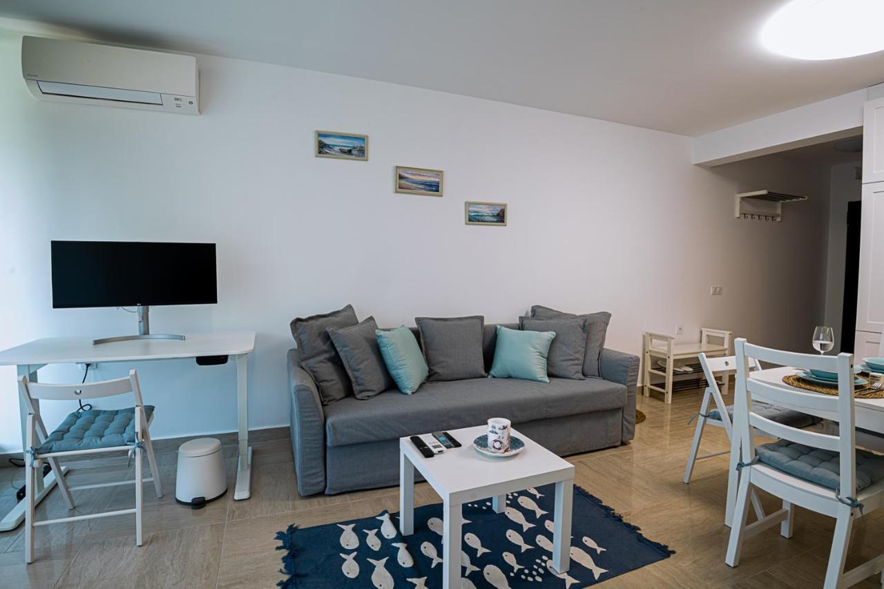 Stylish 1-Bd Apartment In St Constantine And Helena By Flat Mаnager Saints Constantine and Helena Esterno foto